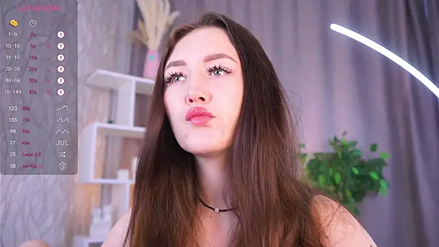 AlinaOrf online show from 10-27-25, 05:08