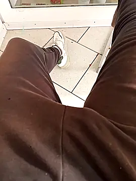 fullystroked online show from 10-24-25, 09:52