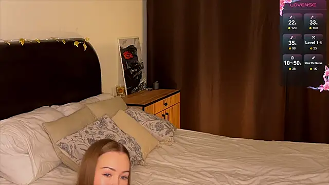 Amelia Ray  online show from 11-11-25, 04:18