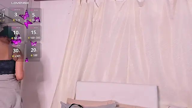 Victoriaa Zans online show from 11-18-25, 10:18