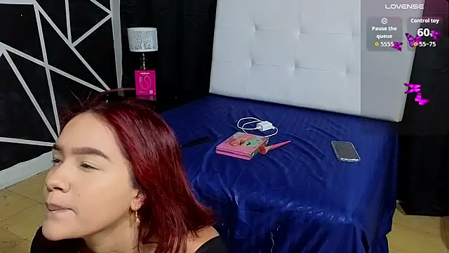 Snapshot of Victoriaa_Zans chatting on 09-23-25, 10:55 Victoriaa Zans online show from 09-23-25, 10:55