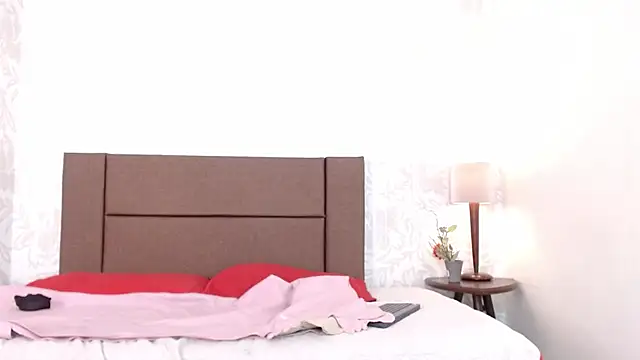 Ava Raye online show from 04-15-26, 07:18