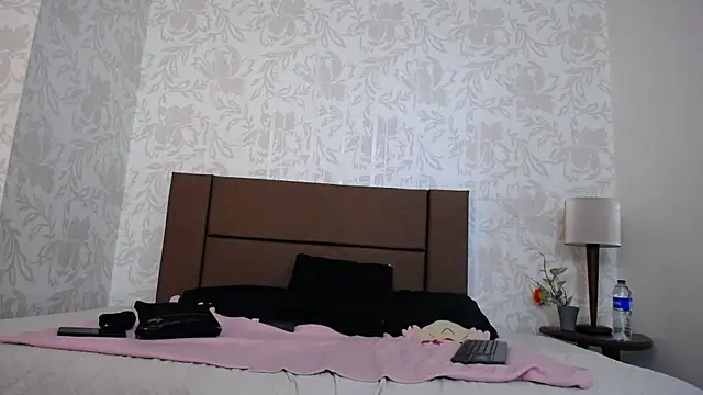 Ava Raye online show from 05-14-26, 06:49