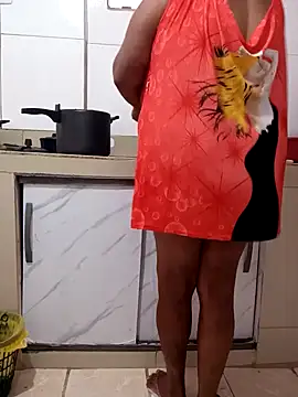 Snapshot of Rosabela04 chatting on 10-03-25, 01:56 Rosabela04 online show from 10-03-25, 01:56