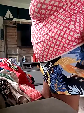 Snapshot of Rosabela04 chatting on 09-24-25, 06:03 Rosabela04 online show from 09-24-25, 06:03