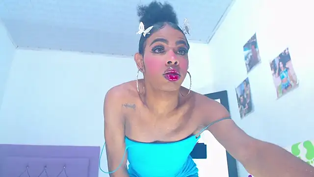 whitneytt online show from 10-18-25, 03:41