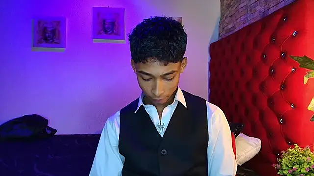 CoffeNaughty nom online show from 11-20-25, 03:07