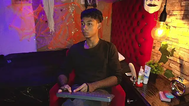 CoffeNaughty nom online show from 11-04-25, 03:43