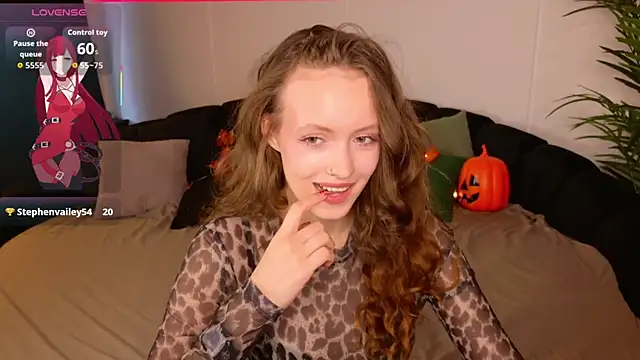 SallyPinkman online show from 10-21-25, 02:05