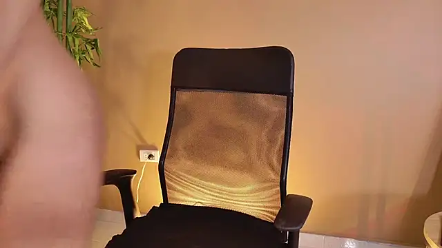 Vicky kittyy online show from 11-14-25, 03:05