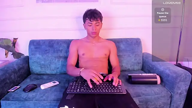 Jaycob Black1 online show from 11-17-25, 02:32