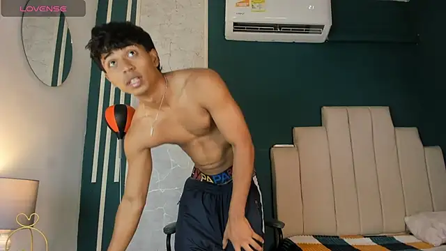 Jaycob Black1 online show from 10-06-25, 12:17