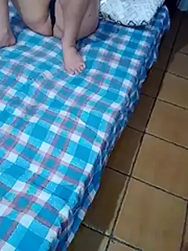 Cachorrinha2025 online show from 11-29-25, 04:12