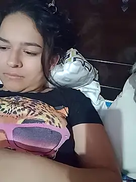 Cachorrinha2025 online show from 11-24-25, 11:49