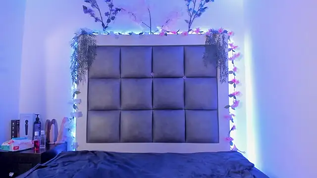 Snapshot of abbiecollins_js chatting on 02-03-26, 04:21 abbiecollins js online show from 02-03-26, 04:21