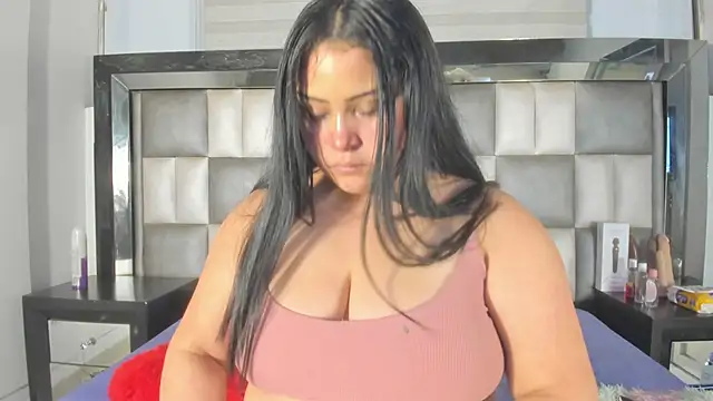 abbiecollins js online show from 11-12-25, 03:43