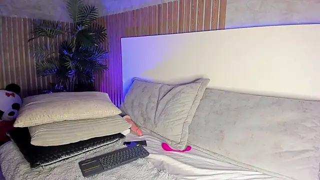 Snapshot of Amber_Santana chatting on 03-14-26, 12:05 Amber Santana online show from 03-14-26, 12:05
