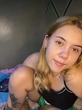 coupleyys online show from 03-26-26, 08:51