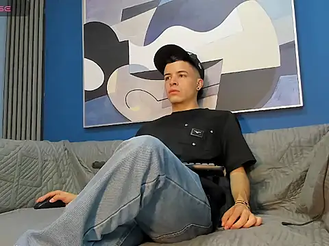 kevinn blue1 online show from 09-19-25, 07:18