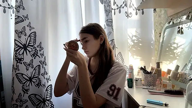 Cuteviola online show from 02-11-26, 12:43