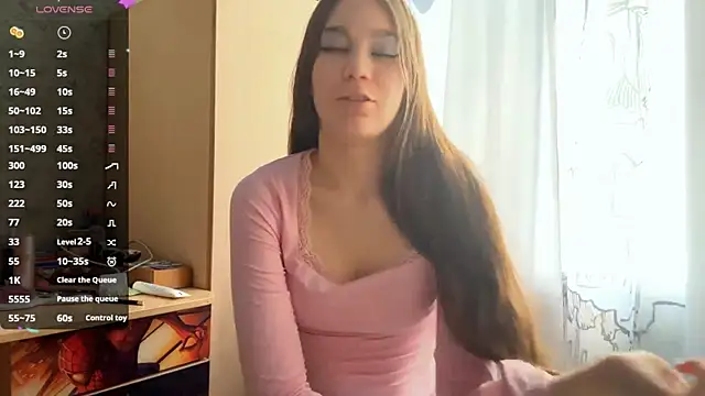 Snapshot of Cuteviola chatting on 04-22-26, 01:45 Cuteviola online show from 04-22-26, 01:45