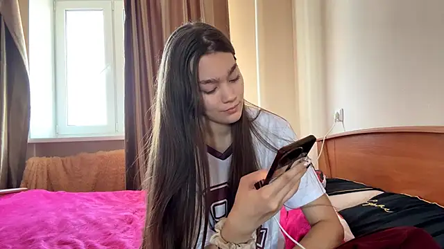 Cuteviola online show from 10-09-25, 04:13