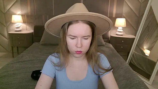 Alida Brice online show from 03-11-26, 05:45