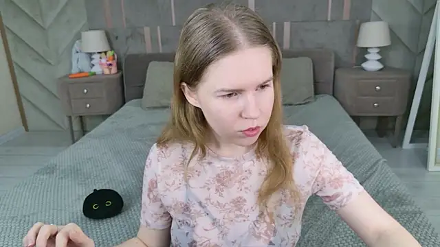 Alida Brice online show from 04-11-26, 05:37