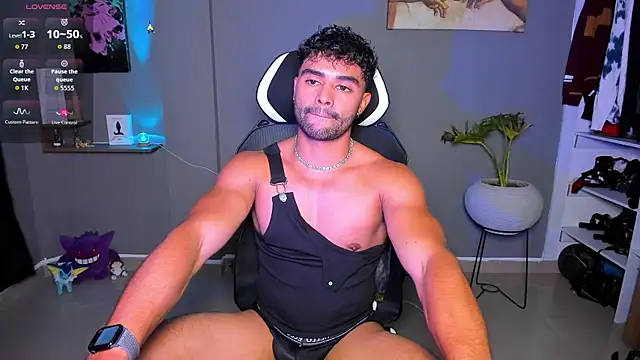 Snapshot of JordanRossie chatting on 04-28-26, 02:27 JordanRossie online show from 04-28-26, 02:27