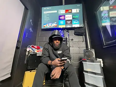 Snapshot of nymphoandthebeast69 chatting on 02-05-26, 11:55 nymphoandthebeast69 online show from 02-05-26, 11:55