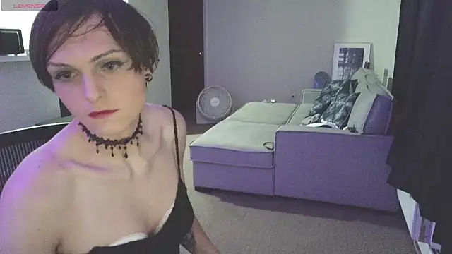 EnbyGamerChick online show from 09-26-25, 12:17