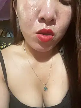 Snapshot of Luna-ass chatting on 04-21-26, 12:45 Luna-ass online show from 04-21-26, 12:45