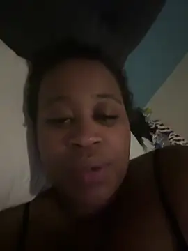 CURVYBUBBLEZ online show from 03-24-26, 10:10