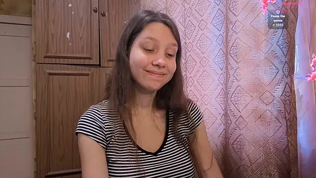 QutieDaSweet online show from 12-01-25, 08:26