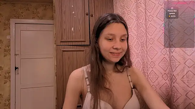 QutieDaSweet online show from 11-13-25, 08:18