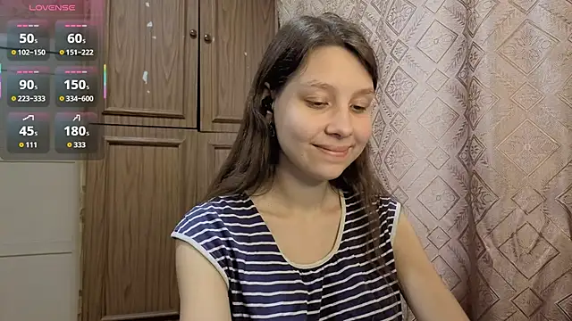 QutieDaSweet online show from 11-18-25, 09:01