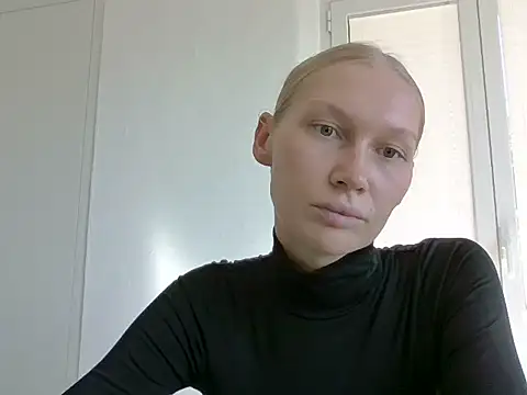 Snapshot of Nirveth chatting on 10-07-25, 12:06 Nirveth online show from 10-07-25, 12:06