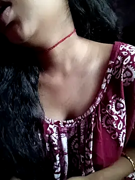 soni2005 online show from 02-24-26, 03:40