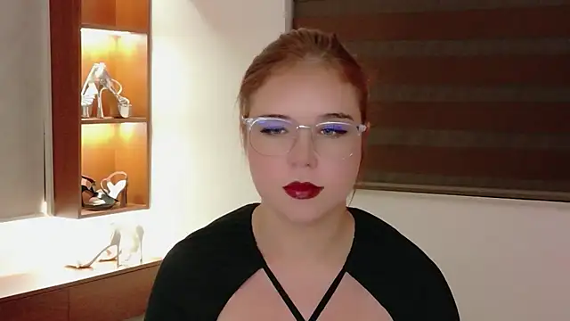 Lilith Bonheur online show from 07-21-26, 08:43