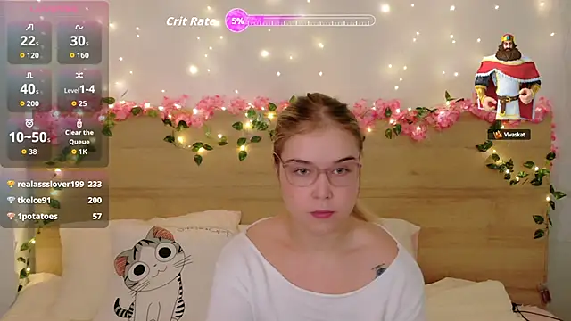 Snapshot of Lilith_Bonheur chatting on 09-18-25, 04:21 Lilith Bonheur online show from 09-18-25, 04:21