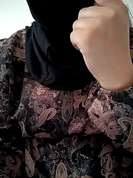 elif25 online show from 10-21-25, 06:24