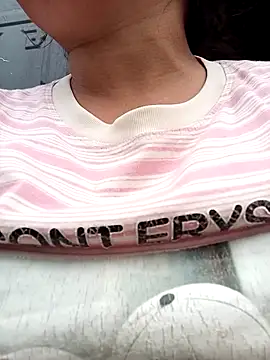 Luyen004 online show from 04-02-26, 02:41