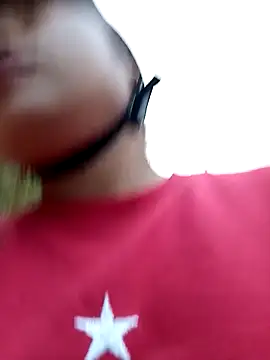 Luyen004 online show from 03-27-26, 11:49