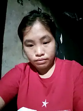 Luyen004 online show from 04-18-26, 09:37