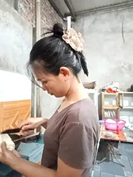 Na xx online show from 10-31-25, 03:58