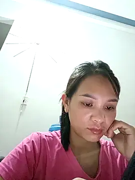 Snapshot of Na_xx chatting on 09-18-25, 10:35 Na xx online show from 09-18-25, 10:35