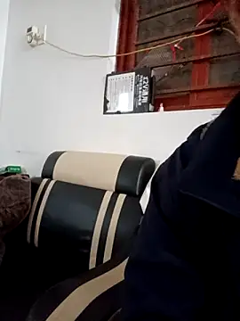 Na xx online show from 10-24-25, 04:00