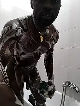 Snapshot of Kwasi-a chatting on 10-23-25, 04:16 Kwasi-a online show from 10-23-25, 04:16