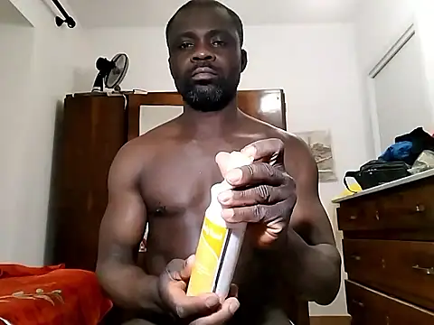 Snapshot of Kwasi-a chatting on 02-18-26, 05:31 Kwasi-a online show from 02-18-26, 05:31