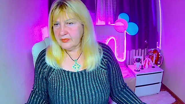 EmmaEllison online show from 10-07-25, 11:55